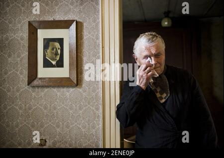 Unter Bauern Retter in der Nacht Jahr : 2009 Deutschland Regie : Ludi Boeken Anna Ehrichlandwehr Stockfoto