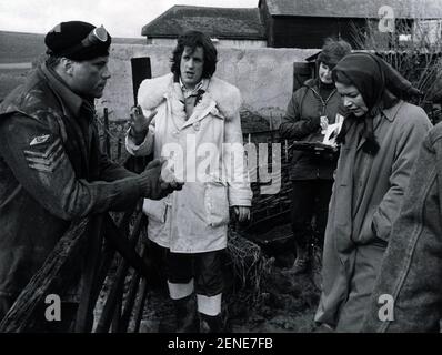 The Triple Echo Jahr : 1972 UK Oliver Reed, Michael Apted, Glenda Jackson Shooting picture Stockfoto