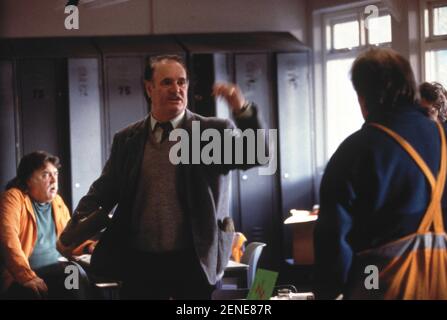 The Navigators Jahr : 2001 UK Regie : Ken Loach Tony Nyland Stockfoto