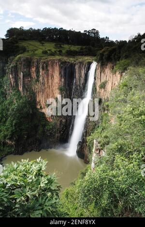 Howick Falls, Howick, Kwa-Zulu Natal, Südafrika - Howick Falls ist ein Wasserfall in Howick, Provinz Kwa-Zulu Natal, Südafrika. Stockfoto