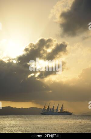 Die großen, luxuriösen Segelboot Club Med 2, Cooper Island, Britische Jungferninseln Stockfoto