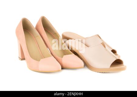 Zwei Paar Schuhe isoliert auf weißem Hintergrund. Stockfoto