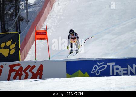 Val di Fassa, Italien. Februar 2021, 26th. Val di Fassa, Italien, La Volata, 26. Februar 2021, Marie-Michele Gagnon während 2021 AUDI FIS Ski World Cup Val di Fassa - Damen Abfahrt - alpines Skirennen Credit: Giorgio Panacci/LPS/ZUMA Wire/Alamy Live News Stockfoto