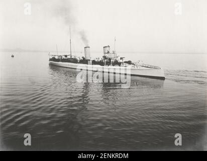 Vintage-Foto: SMS Tauku, deutsch gebautes chinesisches Torpedo-Boot, China, 1900 Stockfoto