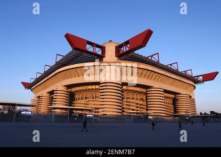 Mailand, Italien. 14th. Februar 2021 .Gesamtansicht des Giuseppe Meazza Stadions während der Serie EIN Spiel zwischen FC Internazionale und SS Lazio. Stockfoto