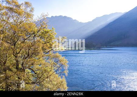 Abendlicht im Buttermere im English Lake District National Park, Cumbria UK Stockfoto