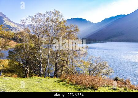 Abendlicht im Buttermere im English Lake District National Park, Cumbria UK Stockfoto