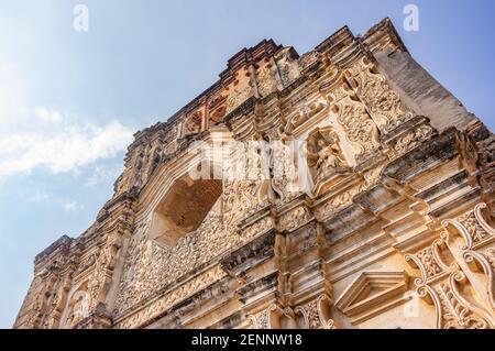 Die Ruinen der Iglesia de San Francisco von Antigua, Guatemala Stockfoto
