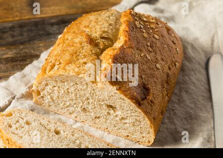 Bio Vollkornbrot Brot Loaf bereit zu essen Stockfoto