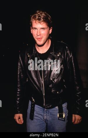 BEVERLY HILLS, CA - JULI 21: Schauspieler Cary Elwes nimmt an einer "Private Party" Teil, die von Mickey Rourke veranstaltet wird, am 21. Juli 1989 bei Tramp's in Beverly Hills, Kalifornien.Quelle: Ralph Dominguez/MediaPunch Stockfoto