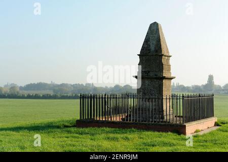 König Alfred Denkmal bei Edington, in der Nähe von Burrowbridge, Somerset, UK. Stockfoto