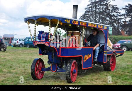 BITZA ein Nachbau Old Time Steam Fair Motor aus Ersatzteilen von J.Borthwick gebaut. Stockfoto