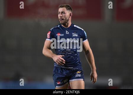 Eccles, Großbritannien. Februar 2021, 26th. Sam Hill of Sale Sharks während des Spiels in Eccles, UK am 2/26/2021. (Foto von Richard Long/News Images/Sipa USA) Quelle: SIPA USA/Alamy Live News Stockfoto