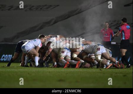 Eccles, Großbritannien. Februar 2021, 26th. Stu Townsend von Exeter Chiefs speist die Partitur in Eccles, UK am 2/26/2021. (Foto von Richard Long/News Images/Sipa USA) Quelle: SIPA USA/Alamy Live News Stockfoto