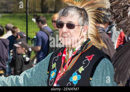 Garry Sault, ein Geschichtenerzähler mit der kanadischen First Nation die Mississaugas des Neuen Kredits in der Erinnerung an den 200 Jahrestag der Schlacht o Stockfoto