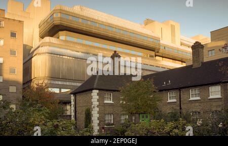 Hopton's Almshouses and Sampson House, Hopton Street,2001 Stockfoto