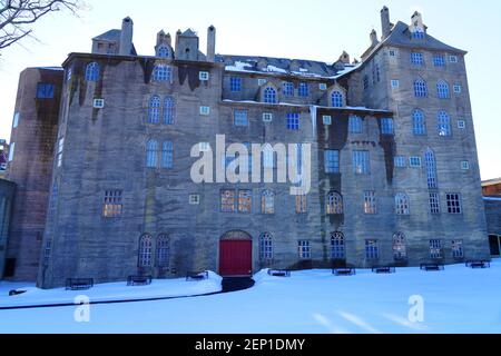 DOYLESTOWN, PA -21 FEB 2021- Winteransicht des Mercer Museums im historischen Doylestown, Bucks County, Pennsylvania. Stockfoto