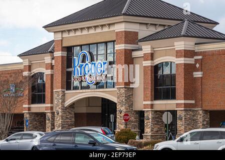 Kroger Lebensmittel & Apotheke Supermarkt in Duluth (Metro Atlanta), Georgia. (USA) Stockfoto