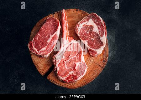 Eine Auswahl an frischen Premium-Rindersteaks Stockfoto