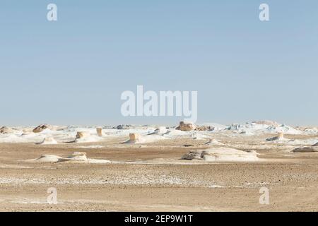 Blick über die weiße Wüste, die westliche libysche Wüste, Ägypten Stockfoto