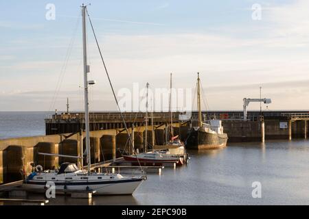 Die Boote liegen in der Marina bei Watchet, Somerset. Stockfoto