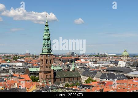 Das Nikolaj Contemporary Art Center, eine ehemalige Kirche in Kopenhagen, Dänemark. Stockfoto