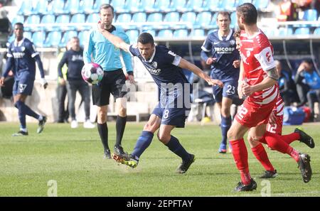 Bochum, Deutschland. 27th Feb, 2021. firo: 02/27/2021 Fußball: Fußball: 2nd Bundesliga-Saison 2020/21 VfL Bochum - Würzburg, Kickers Würzburg, Würzburg Anthony Losilla, Einzelaktion, Schuss, Fotos Quelle: dpa/Alamy Live News Stockfoto