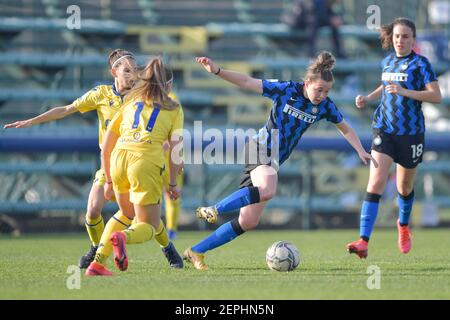 Mailand, Italien. Februar 2021, 27th. Anna Catelli (#22 Inter) während der Serie A Frauenspiel zwischen FC Inter und Hellas Verona im Suning Sport Center YDC in Mailand, Italien Credit: SPP Sport Press Foto. /Alamy Live Nachrichten Stockfoto