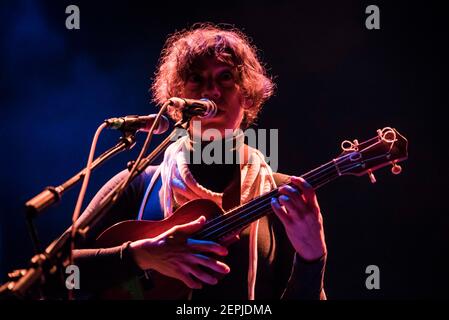 Merrill Garbus von Tune-Yards spielt live auf der Bühne im Roundhouse, Camden Town - London. Bilddatum: Dienstag, 20th. März 2018. Bildnachweis sollte lauten: David Jensen Stockfoto