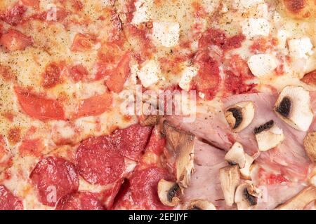 Nahaufnahme suchen oben für verschiedene Pizza. Hintergrund Hintergrund Stockfoto