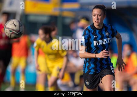 Mailand, Italien. Februar 2021, 27th. Martina Brustia (#8 Inter) während der Serie A Frauenspiel zwischen FC Inter und Hellas Verona im Suning Sport Center YDC in Mailand, Italien Credit: SPP Sport Press Photo. /Alamy Live Nachrichten Stockfoto