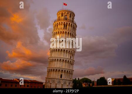 Mit Schiefen Turm in Pisa, Italien. Stockfoto