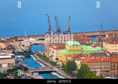 Stadt Rijeka historischen Zentrum und Blick auf die Küste, Kvarner Bucht Region von Kroatien Stockfoto