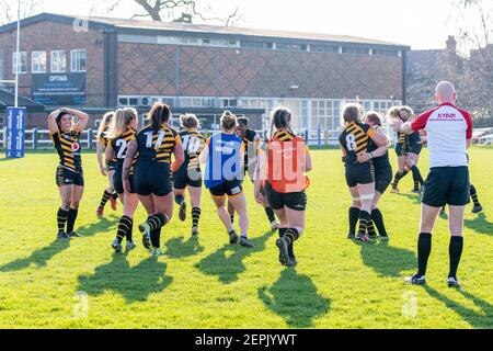 London, Großbritannien. 27th. Februar 2021. Während des Allianz Premier 15s Spiels zwischen Wasps FC Ladies und Saracens Women in der Twyford Avenue in London, England. Kredit: SPP Sport Presse Foto. /Alamy Live Nachrichten Stockfoto