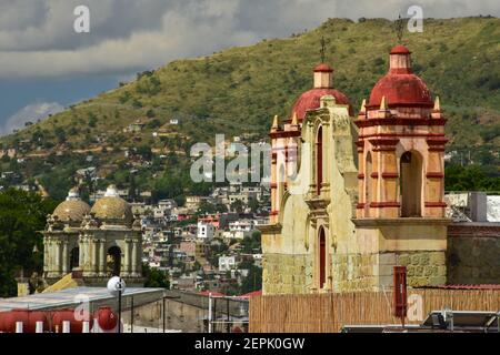 Oaxaca-Stadt oder Oaxaca-Stadt ist die Hauptstadt und Größte Stadt des gleichnamigen Staates in Mexiko Stockfoto