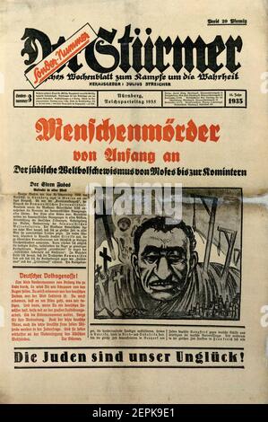 Die Titelseite der antisemitischen nazi-Zeitung der Sturmer Mit den Schlagzeilen Menschenmörder von Anfang an und die Juden Sind unser Pech Stockfoto