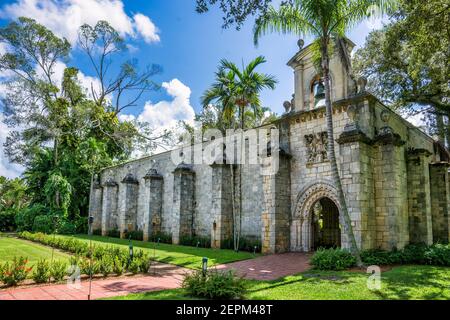 Das alte spanische Kloster St. Bernard de Clairvaux aus dem 12th. Jahrhundert zog nach North Miami, heute Teil der bischöflichen Diözese Südost-Flo Stockfoto