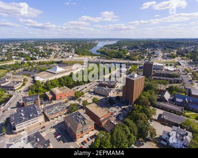 Pawtucket historischen Stadtzentrum und Blackstone River Luftaufnahme, Pawtucket, Rhode Island RI, USA. Stockfoto