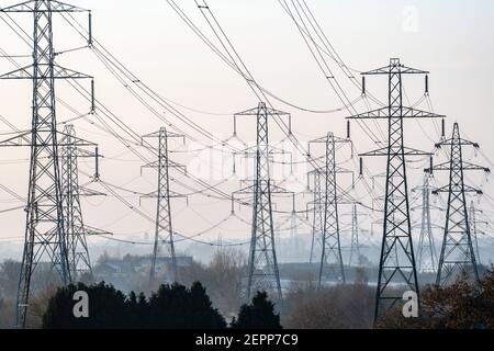 Strommasten in Bolton, Vereinigtes Königreich. Stockfoto