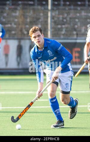 AMSTELVEEN, NIEDERLANDE - FEBRUAR 27: Silas Lageman von Kampong während des Dutch Hockey Tulp Hoofdklasse Spiels zwischen Amsterdam H1 und Kampong H1 AT Stockfoto