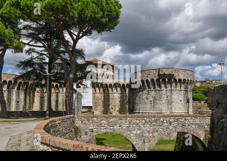 Die Firmafede Festung von Sarzana, ehemalige mittelalterliche Zitadelle, abgerissen und wieder errichtet von Lorenzo de' Medici, Sarzana, La Spezia, Ligurien, Italien Stockfoto