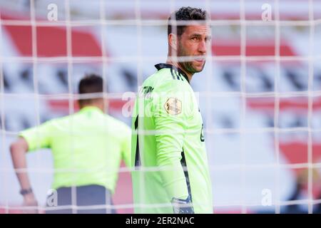 EINDHOVEN, NIEDERLANDE - FEBRUAR 28: Torwart Maarten Stekelenburg von Ajax während des niederländischen Eredivisie-Spiels zwischen PSV und Ajax bei Philips Stadio Stockfoto