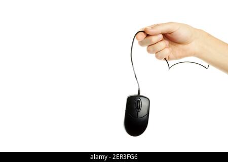 Schwarze Computer-Maus bei kaukasischen Person Hand. Isoliert auf weißem Hintergrund. Hardware und Web-Surfen Konzept Stockfoto