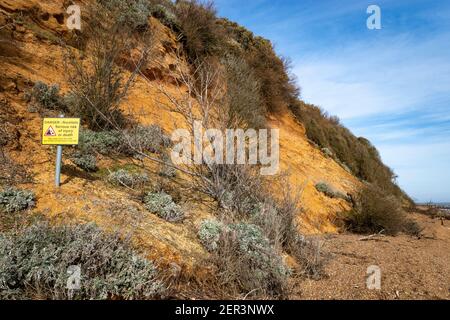 Gefahr Steinschlag Schild Bawdsey Ferry Suffolk England Stockfoto