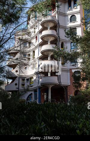 Balkon des Schlüpfhauses, Genfer Architektur, Schweiz Stockfoto