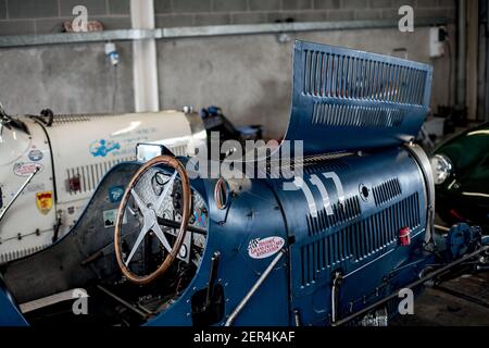 Pre war bugatti Rennwagen T37 A bei Donington Historic Festival, Donington Park Circuit, Derby. VEREINIGTES KÖNIGREICH Stockfoto