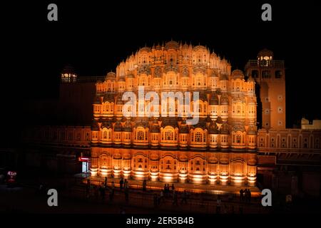 Nachtansicht des Hawa Mahal, Jaipur Stockfoto