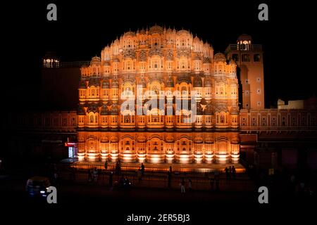 Nachtansicht des Hawa Mahal, Jaipur Stockfoto