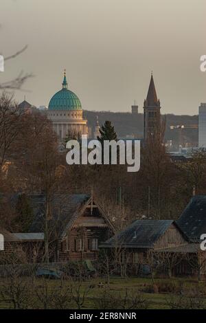 Blick auf die russische Kolonie Alexandrowka in Potsdam, Teil des UNESCO-Weltkulturerbes Stockfoto