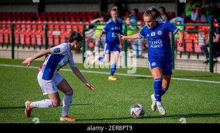 Loughborough, Großbritannien. Februar 2021, 28th. Charlie Devlin (#7 Leicester City) während des FA Womens Championship League Spiels zwischen Leicester City und Crystal Palace im Farley Way Stadium in Loughborough, England. Kredit: SPP Sport Presse Foto. /Alamy Live Nachrichten Stockfoto